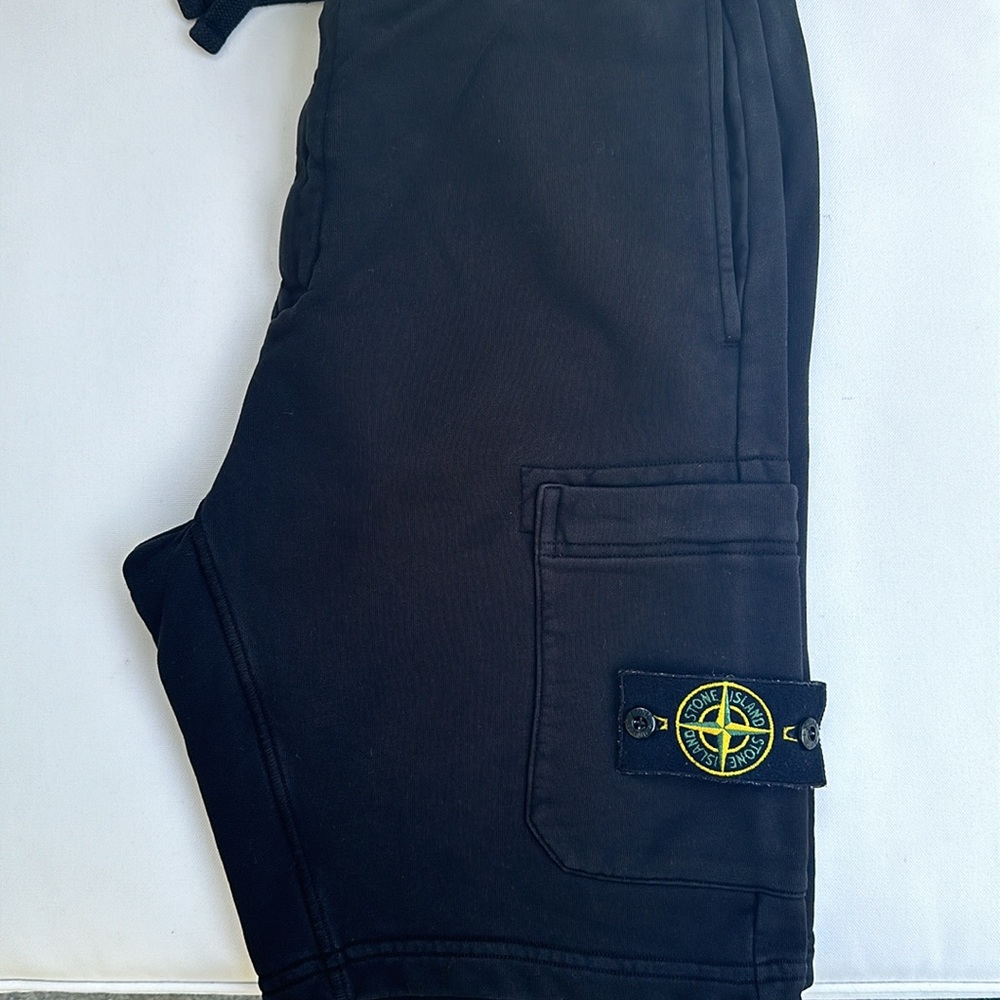 Stone Island Fleece shorts Size S - Picture 6 of 8